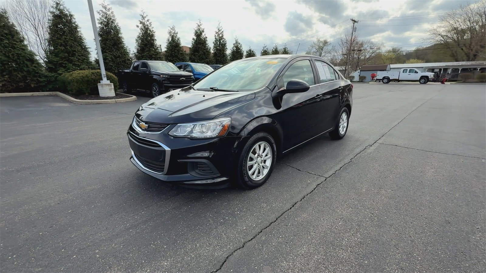 2020 Chevrolet Sonic LT photo 4