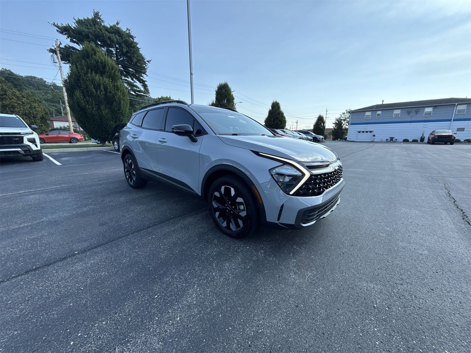2023 Kia Sportage X-Line photo 2