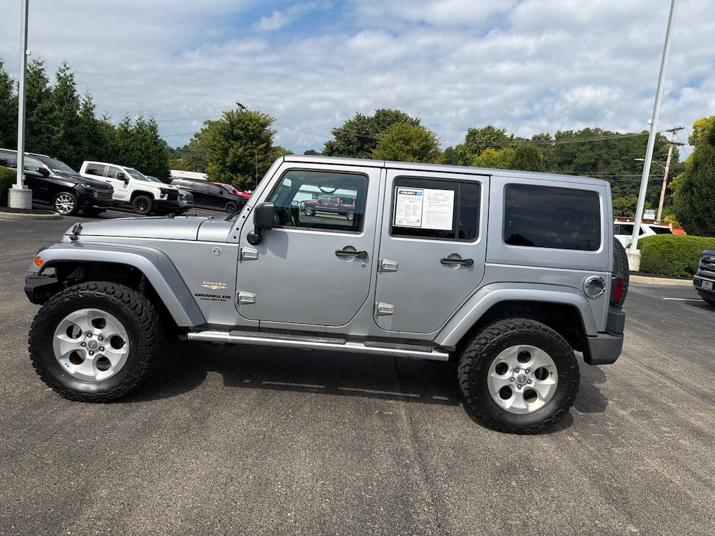 Used 2013 Jeep Wrangler Unlimited Sahara SUV