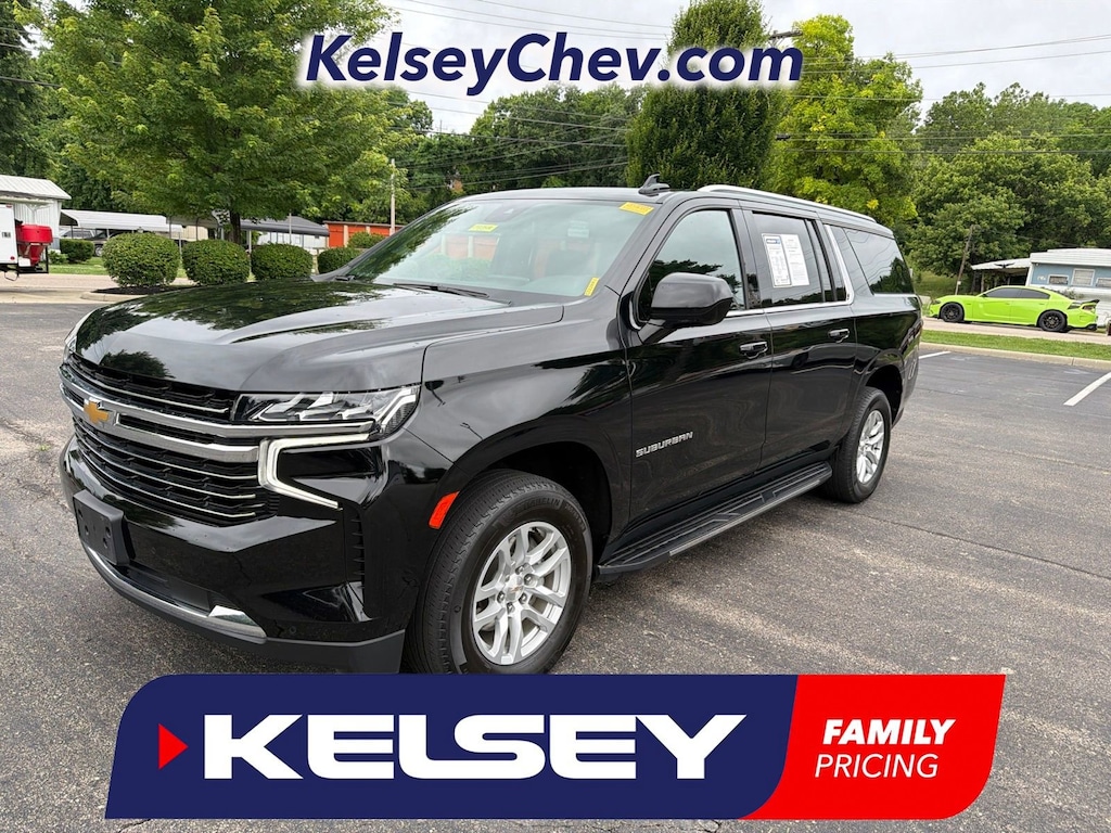 Used 2024 Chevrolet Suburban LT SUV