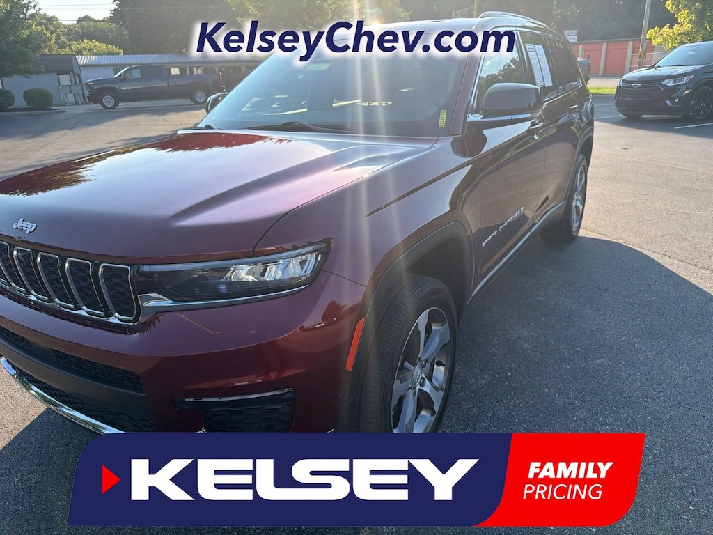 Used 2025 Jeep Grand Cherokee L Limited 4x4 SUV