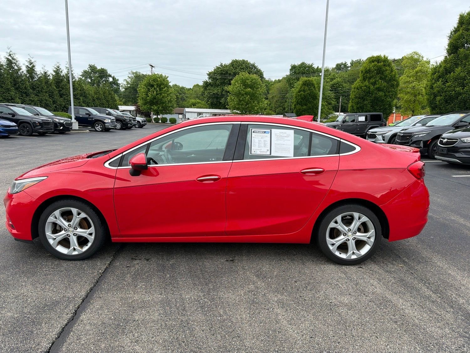 Used 2017 Chevrolet Cruze Premier with VIN 1G1BF5SM7H7230067 for sale in Greendale, IN