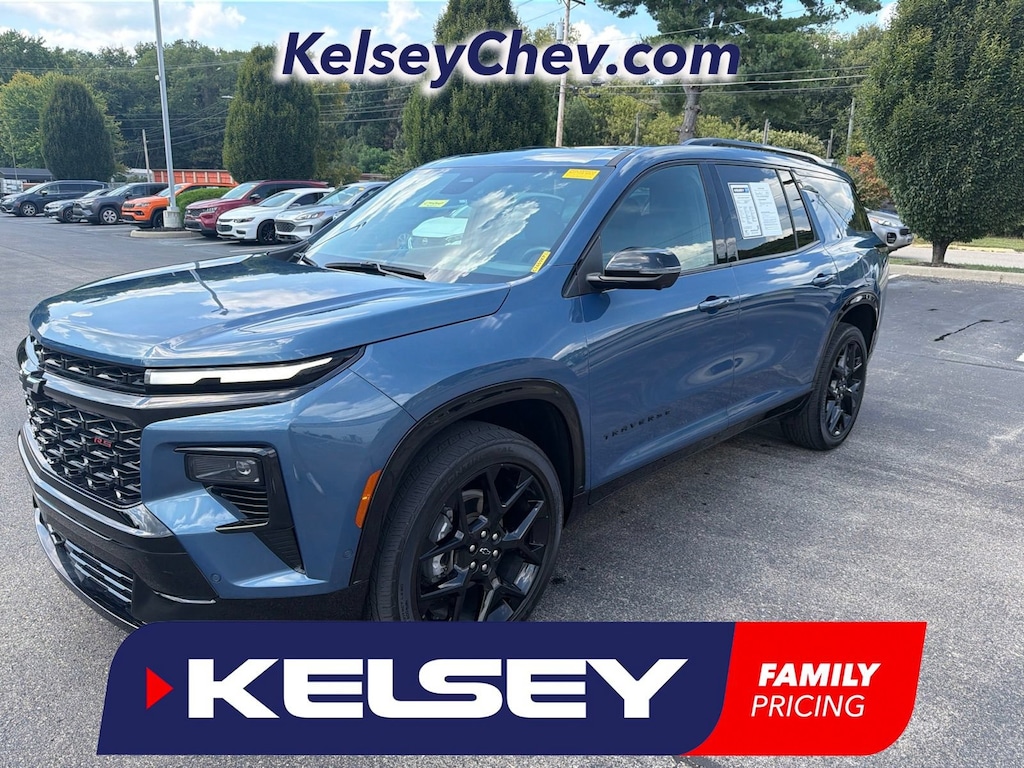 Used 2024 Chevrolet Traverse RS SUV