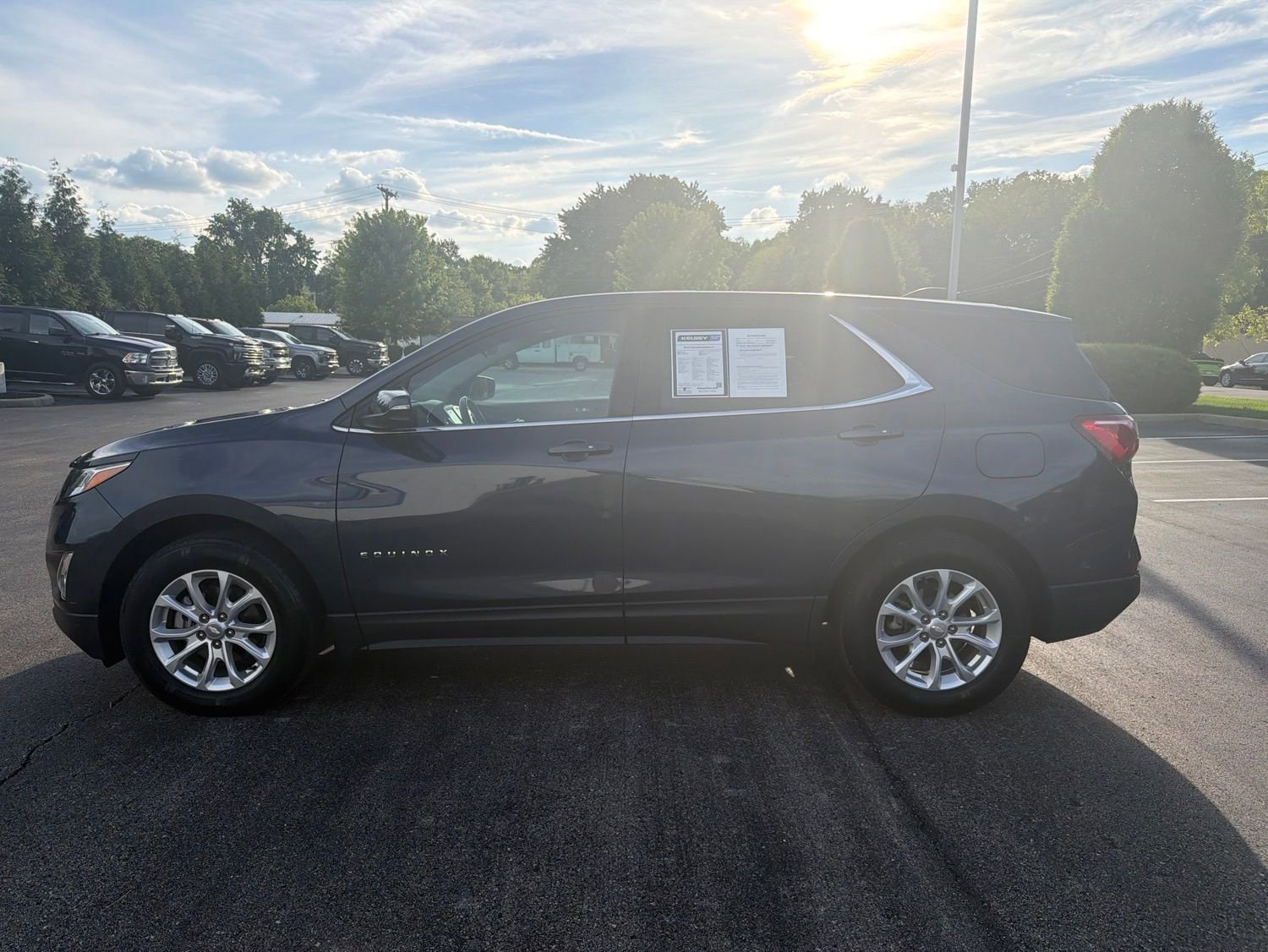 Used 2018 Chevrolet Equinox LT with VIN 3GNAXJEV8JL104533 for sale in Greendale, IN