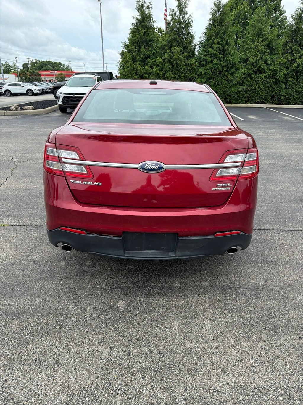 Used 2013 Ford Taurus SEL Sedan