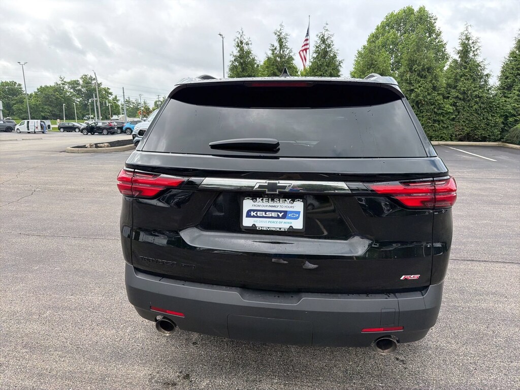 Used 2023 Chevrolet Traverse RS SUV