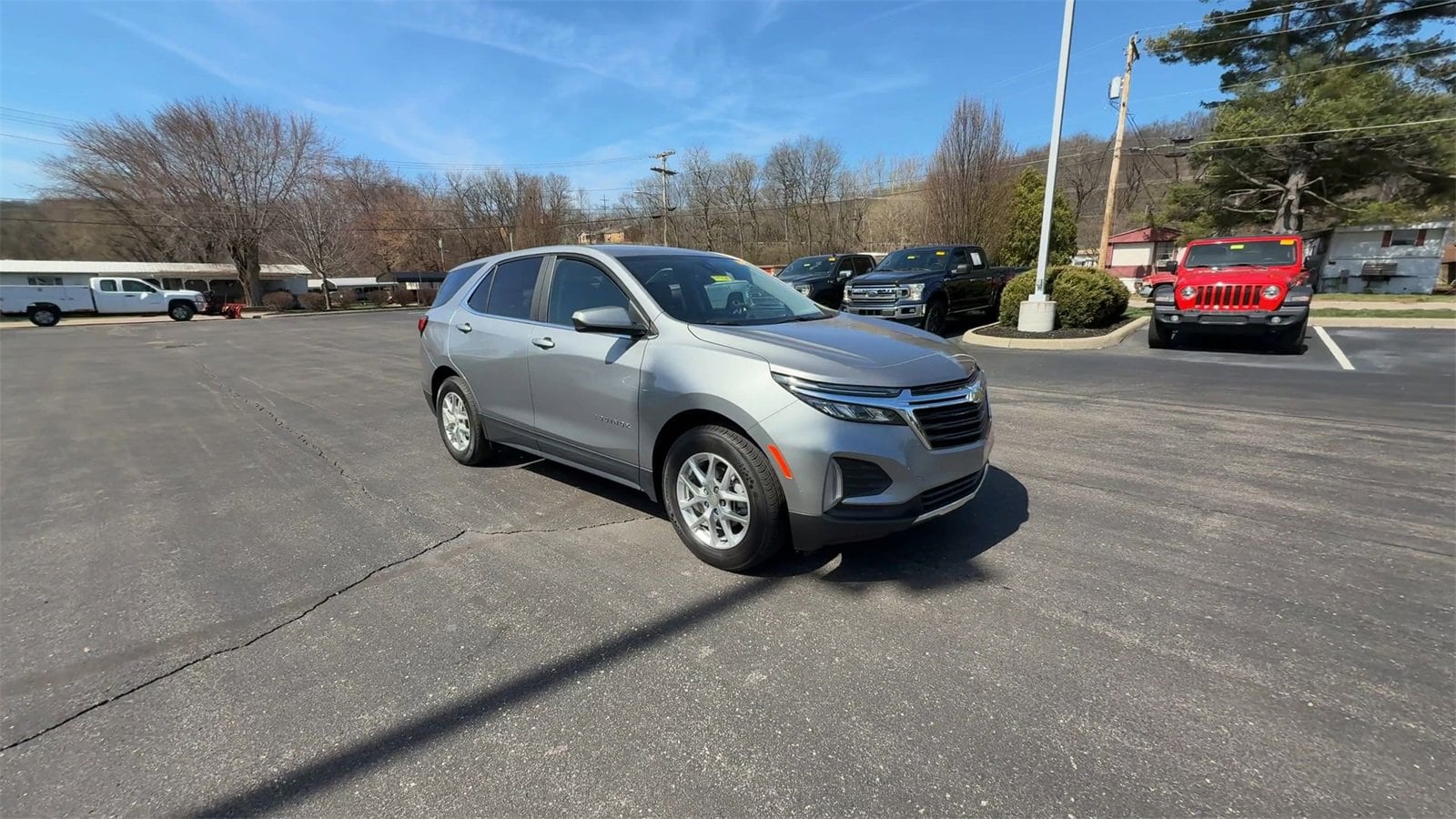 Used 2023 Chevrolet Equinox LT with VIN 3GNAXKEG8PL245263 for sale in Greendale, IN