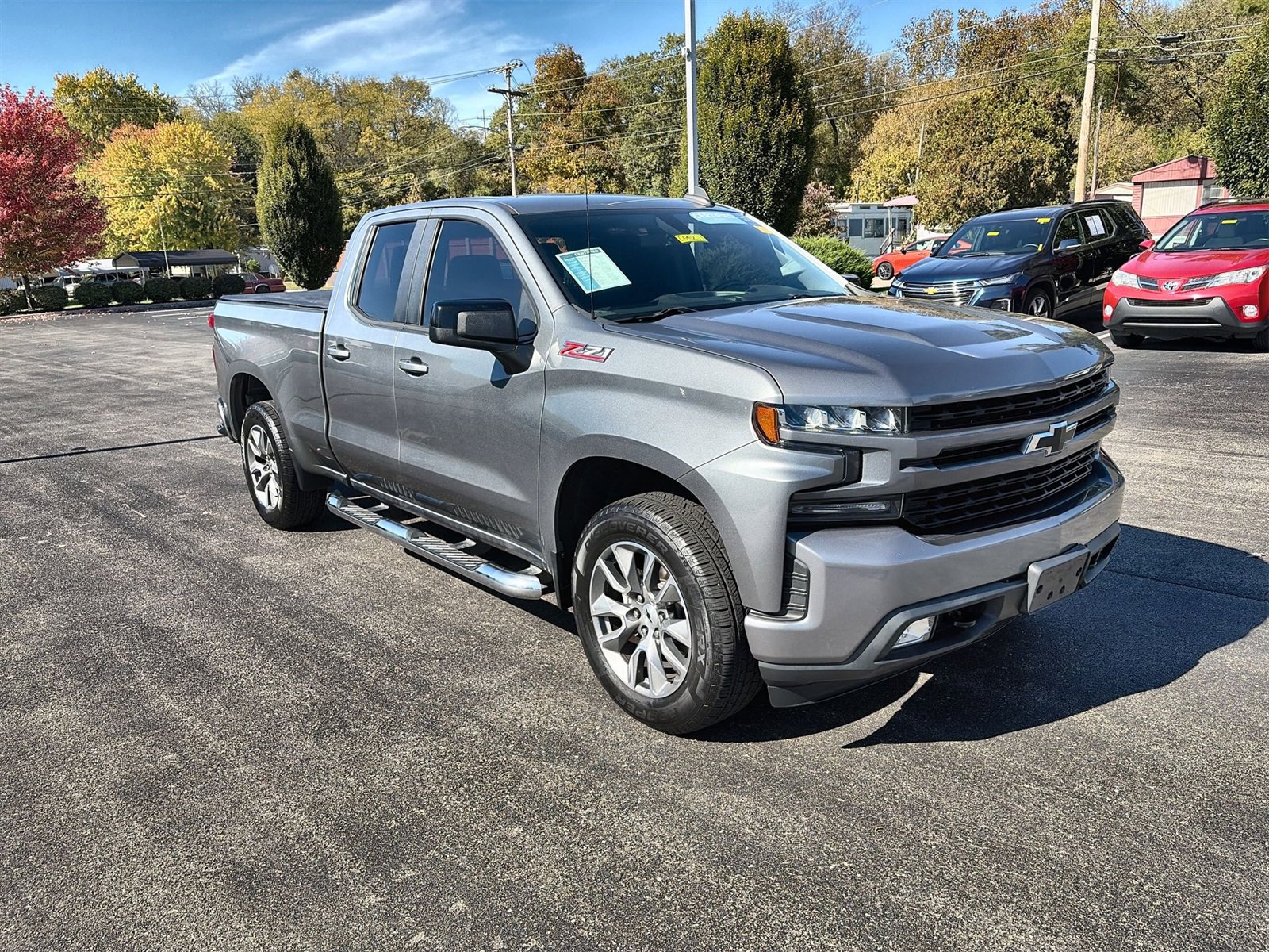 2020 Chevrolet Silverado 1500 RST photo 2