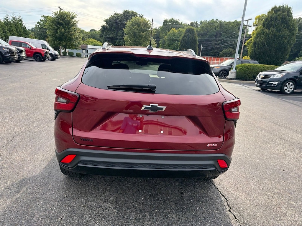Used 2024 Chevrolet Trax 2RS SUV