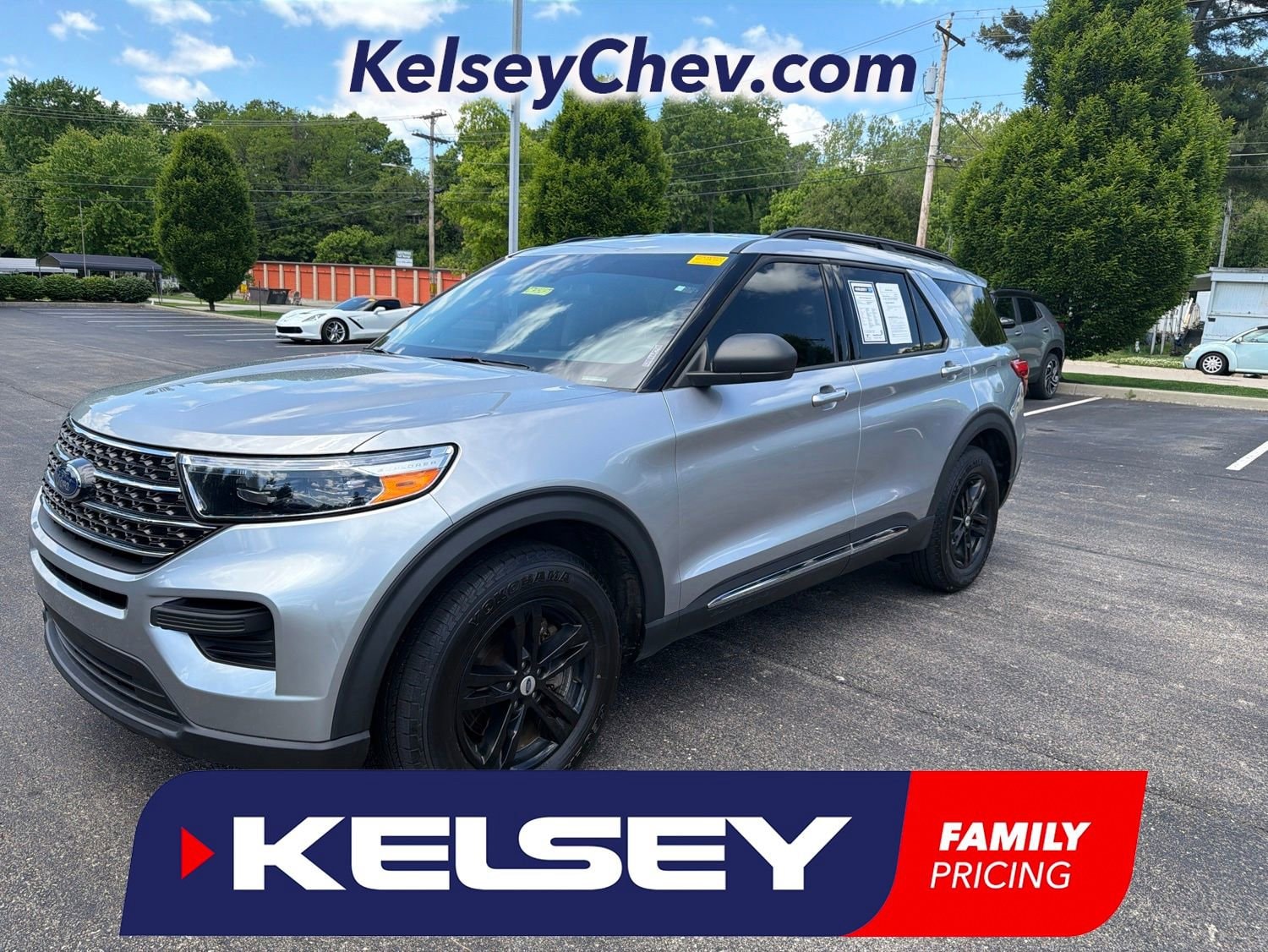 2021 Ford Explorer XLT 4WD's photo