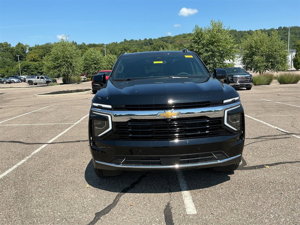 Used 2025 Chevrolet Suburban LS SUV