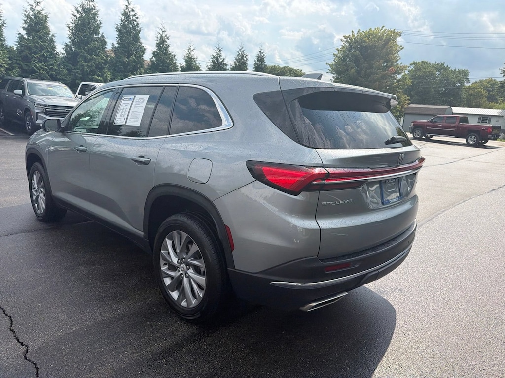 Used 2025 Buick Enclave Preferred SUV