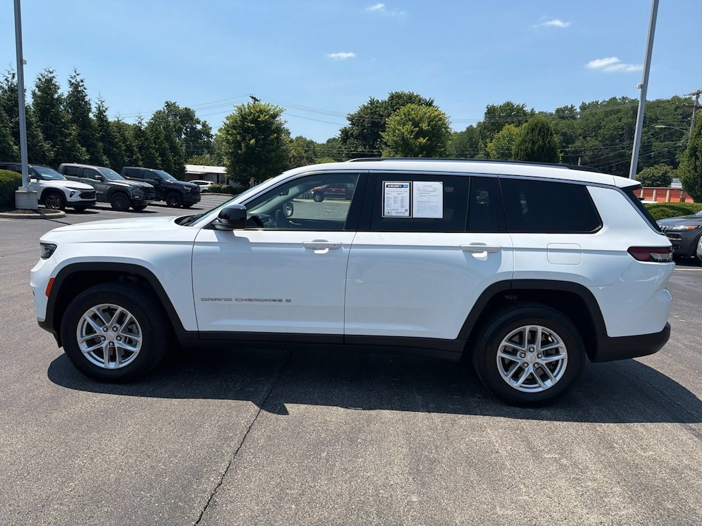 Used 2023 Jeep Grand Cherokee L Laredo 4x4 SUV