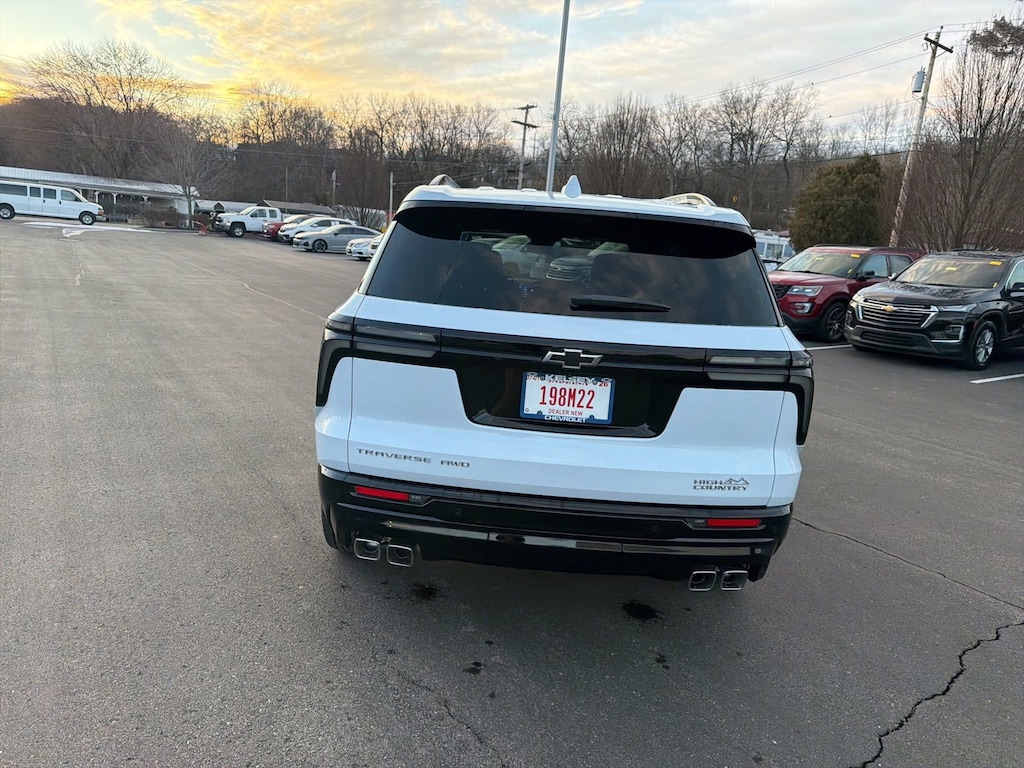 Used 2026 Chevrolet Traverse High Country SUV