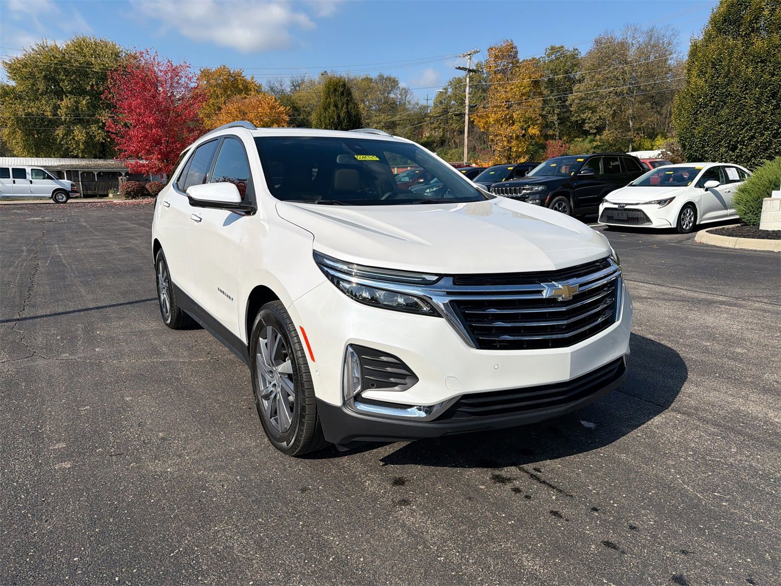 2023 Chevrolet Equinox Premier photo 2