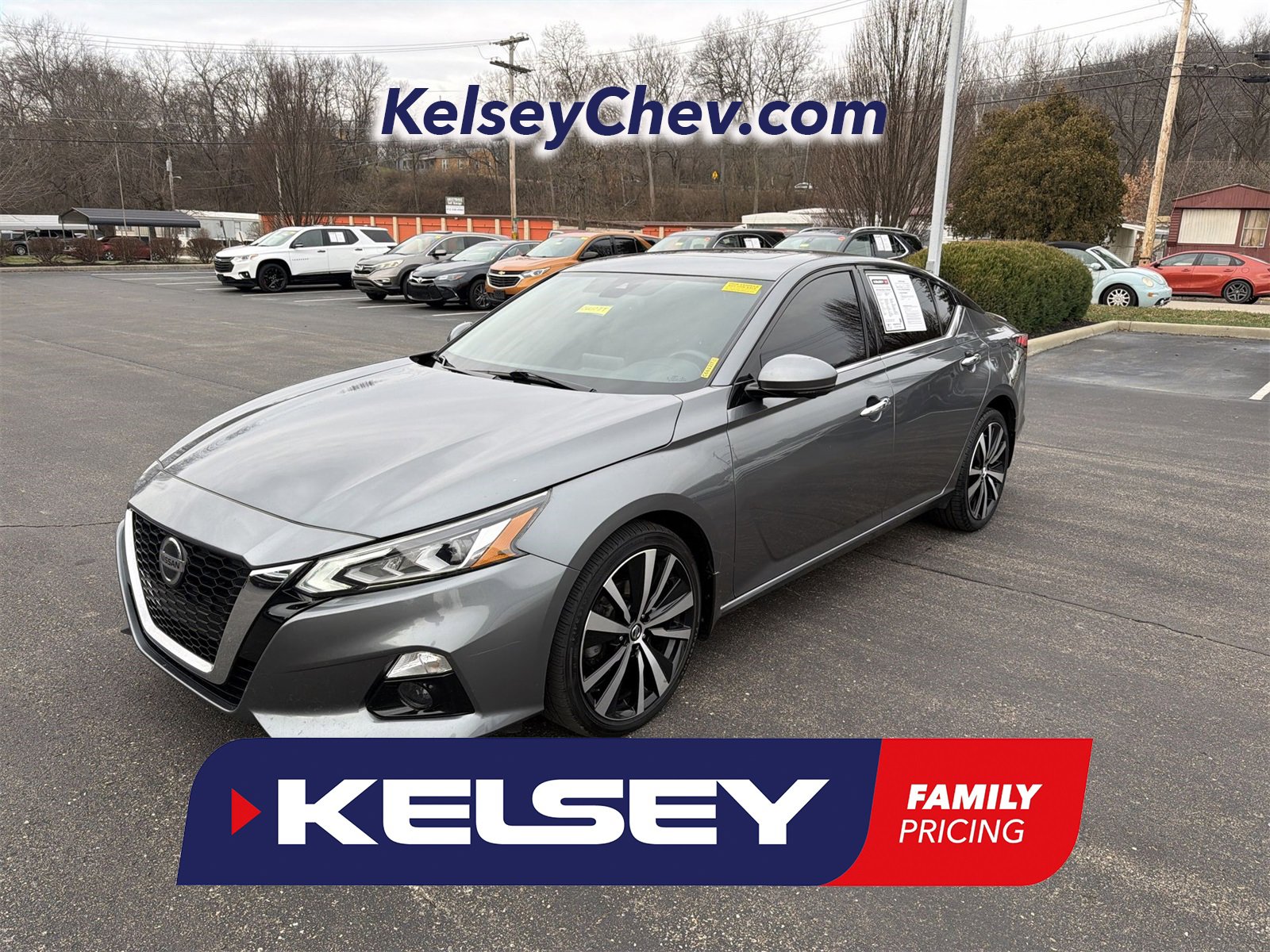 2021 Nissan Altima Platinum's photo