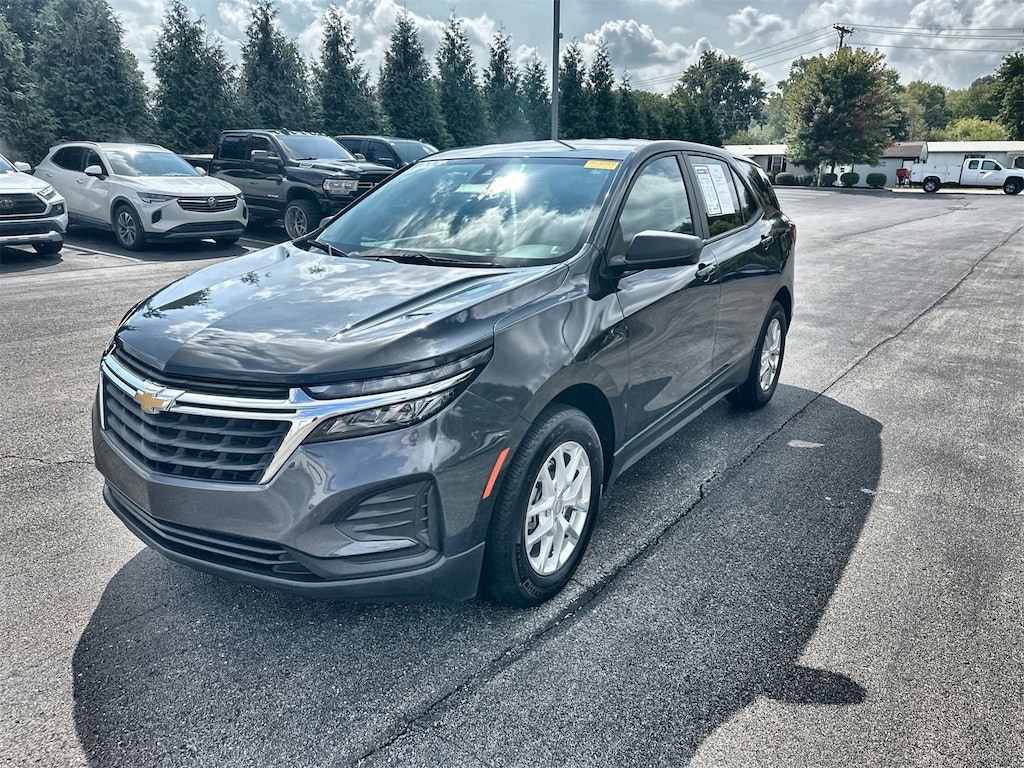 Used 2022 Chevrolet Equinox LS SUV