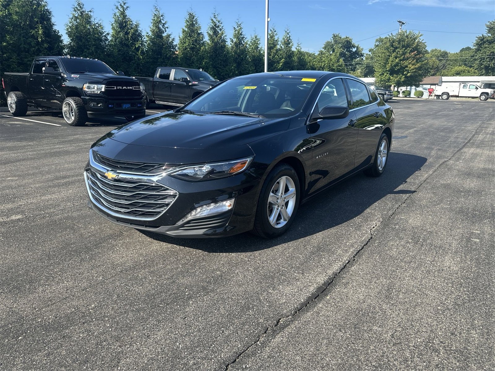 2024 Chevrolet Malibu 1LT photo 4