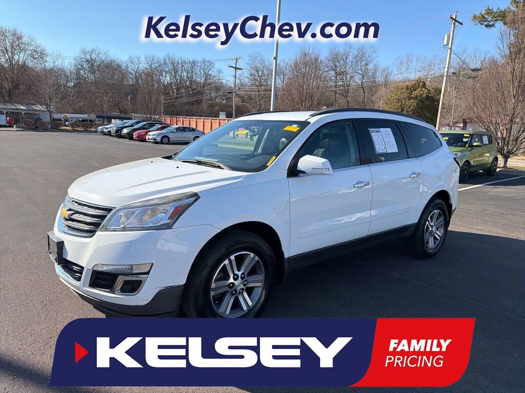 Used 2016 Chevrolet Traverse LT SUV