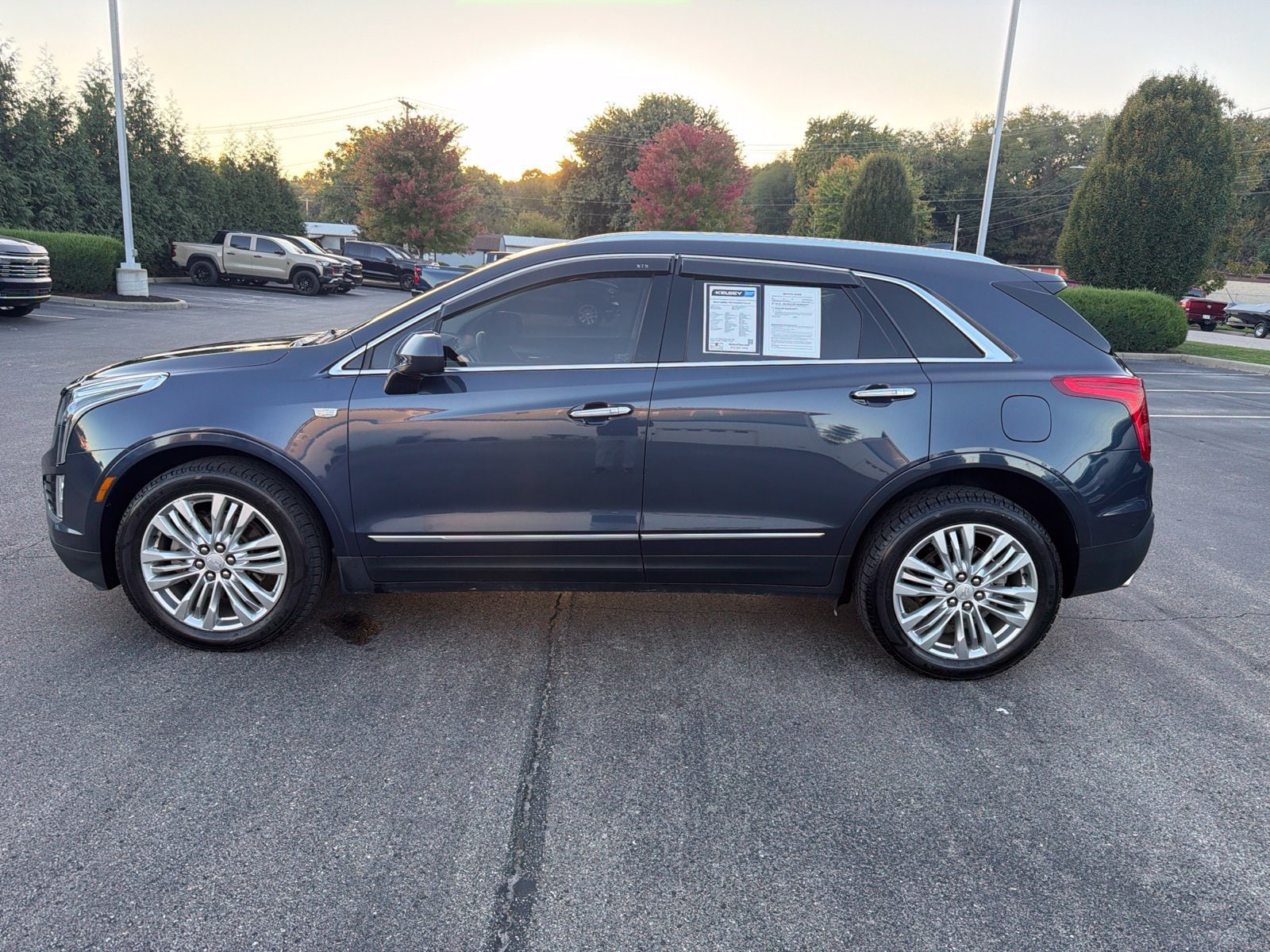 Used 2019 Cadillac XT5 Premium Luxury with VIN 1GYKNERS9KZ217342 for sale in Greendale, IN