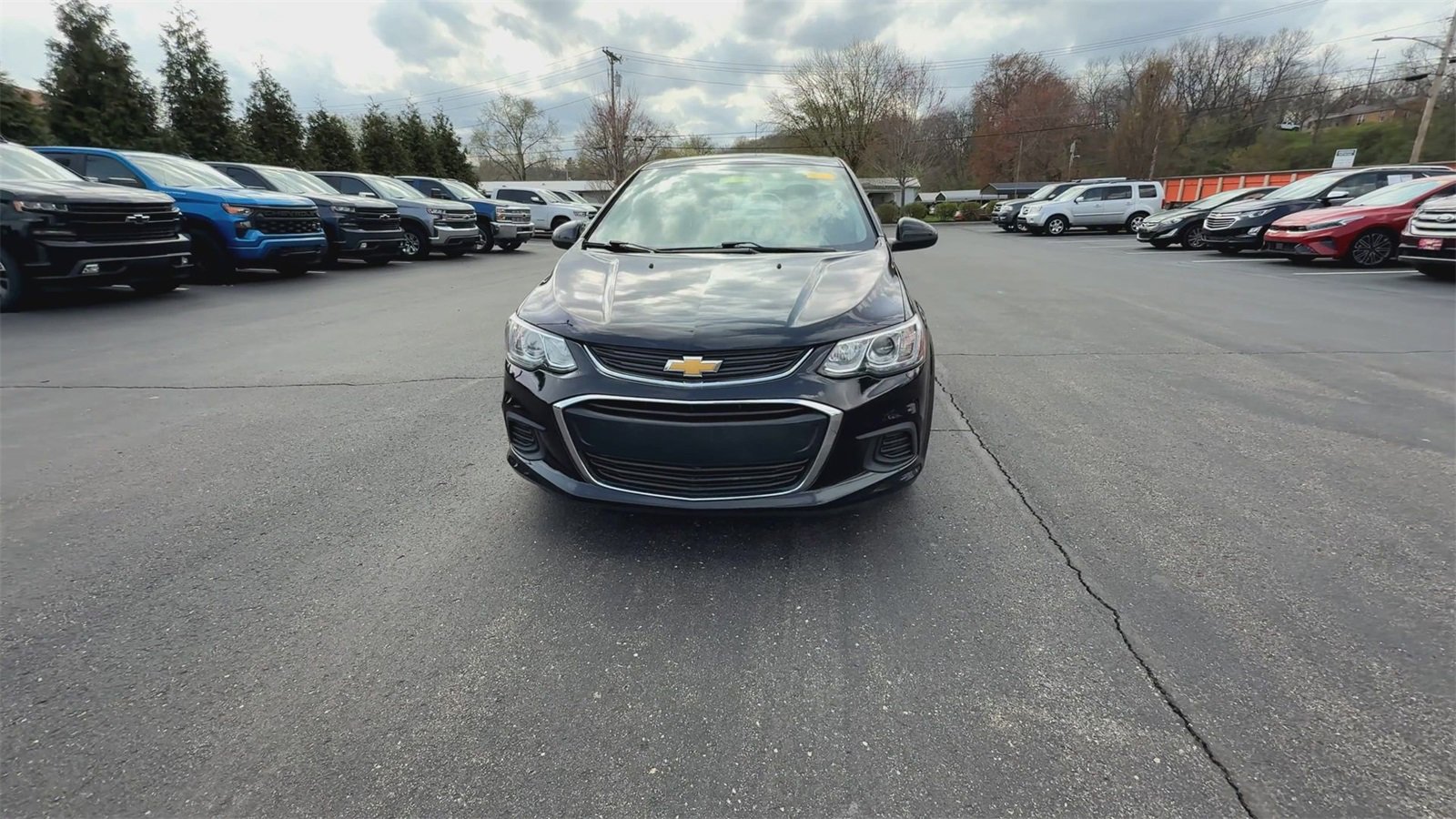 2020 Chevrolet Sonic LT photo 3