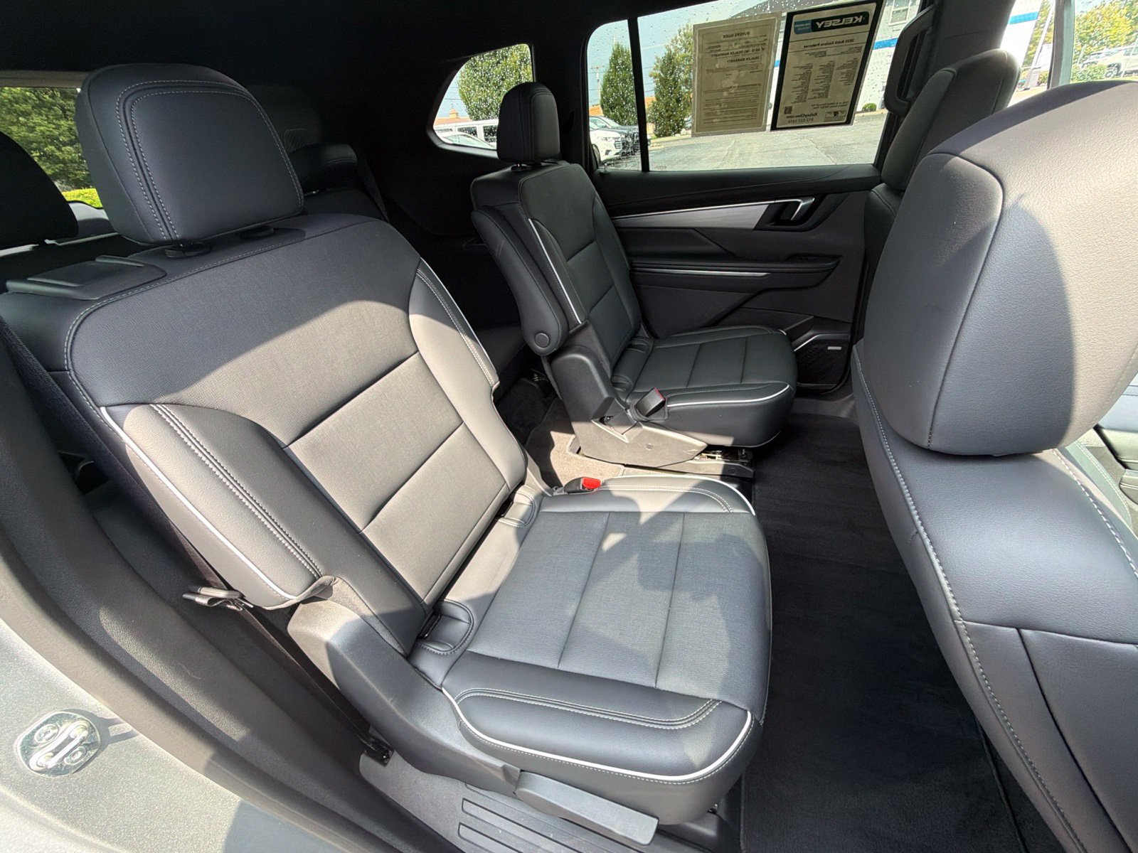 2025 Buick Enclave Preferred - Photo 26