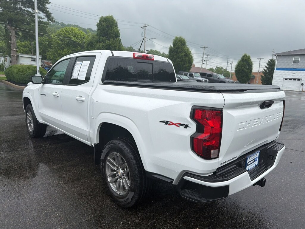 Used 2023 Chevrolet Colorado LT Truck Crew Cab