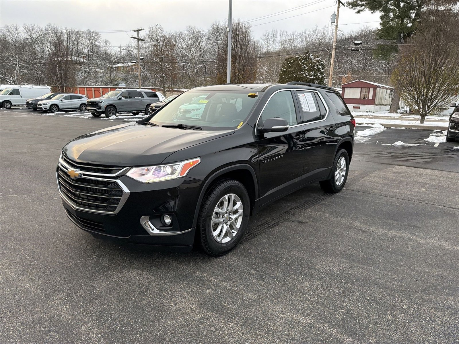 2021 Chevrolet Traverse Cloth photo 3