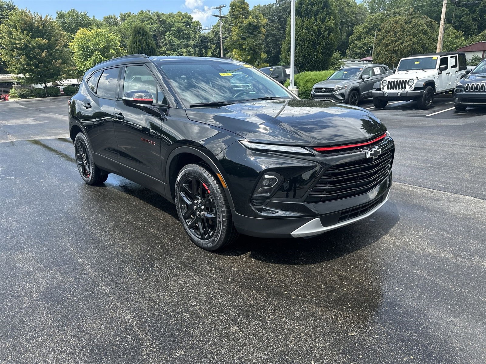 2024 Chevrolet Blazer 3LT photo 2