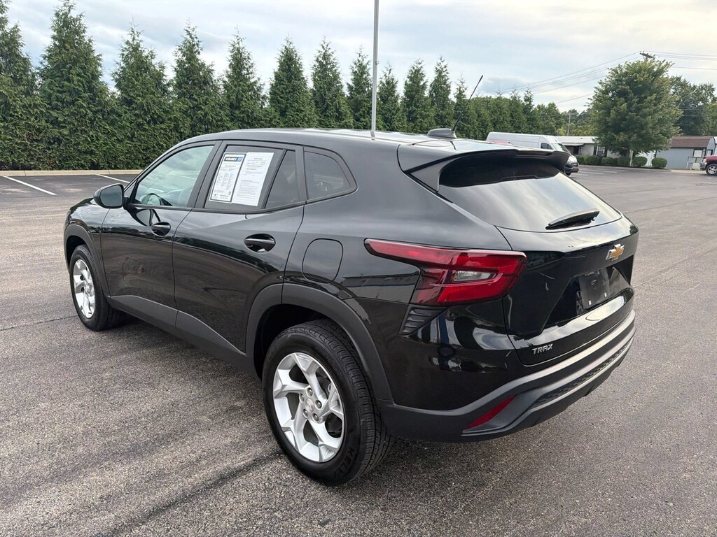 Used 2024 Chevrolet Trax LS SUV