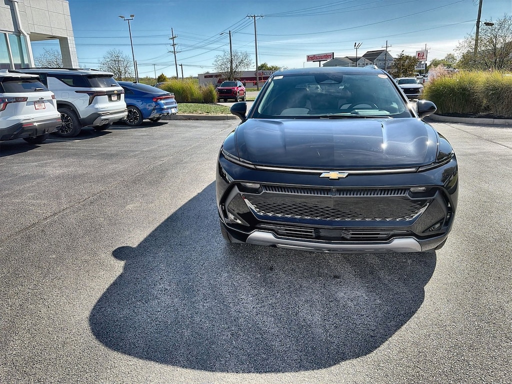 New 2026 Chevrolet Equinox EV LT SUV