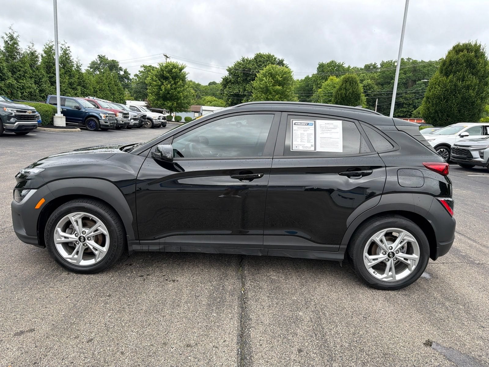 Used 2022 Hyundai Kona SEL with VIN KM8K32AB6NU860749 for sale in Greendale, IN