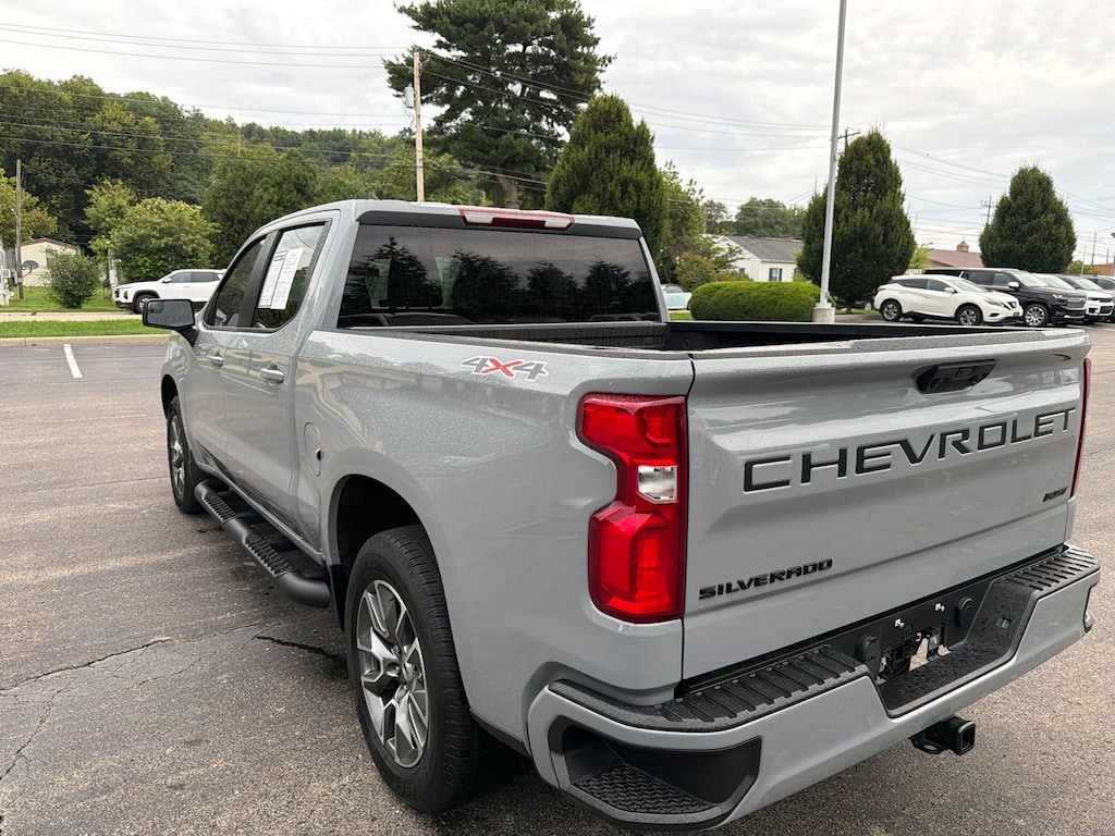 Used 2024 Chevrolet Silverado 1500 RST Truck Crew Cab