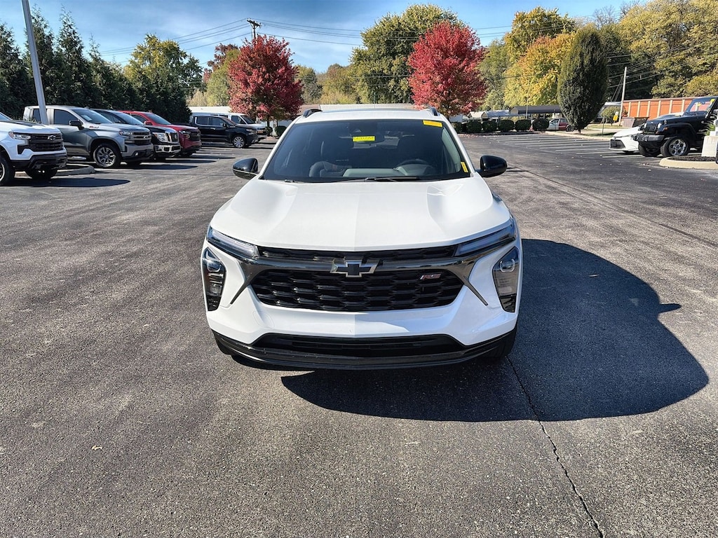 Used 2024 Chevrolet Trax 2RS SUV