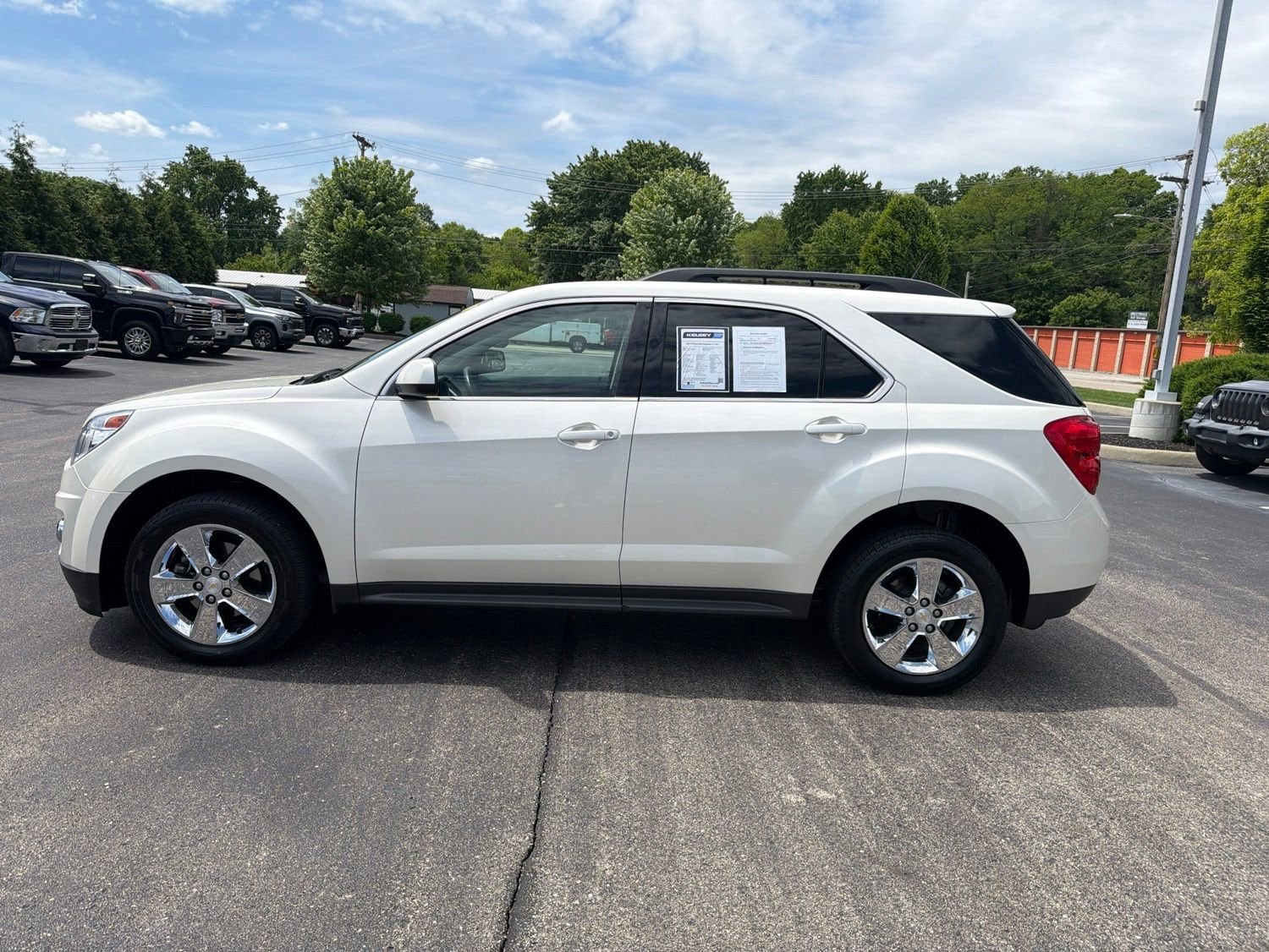 Used 2014 Chevrolet Equinox 2LT with VIN 1GNALCEK5EZ134584 for sale in Greendale, IN