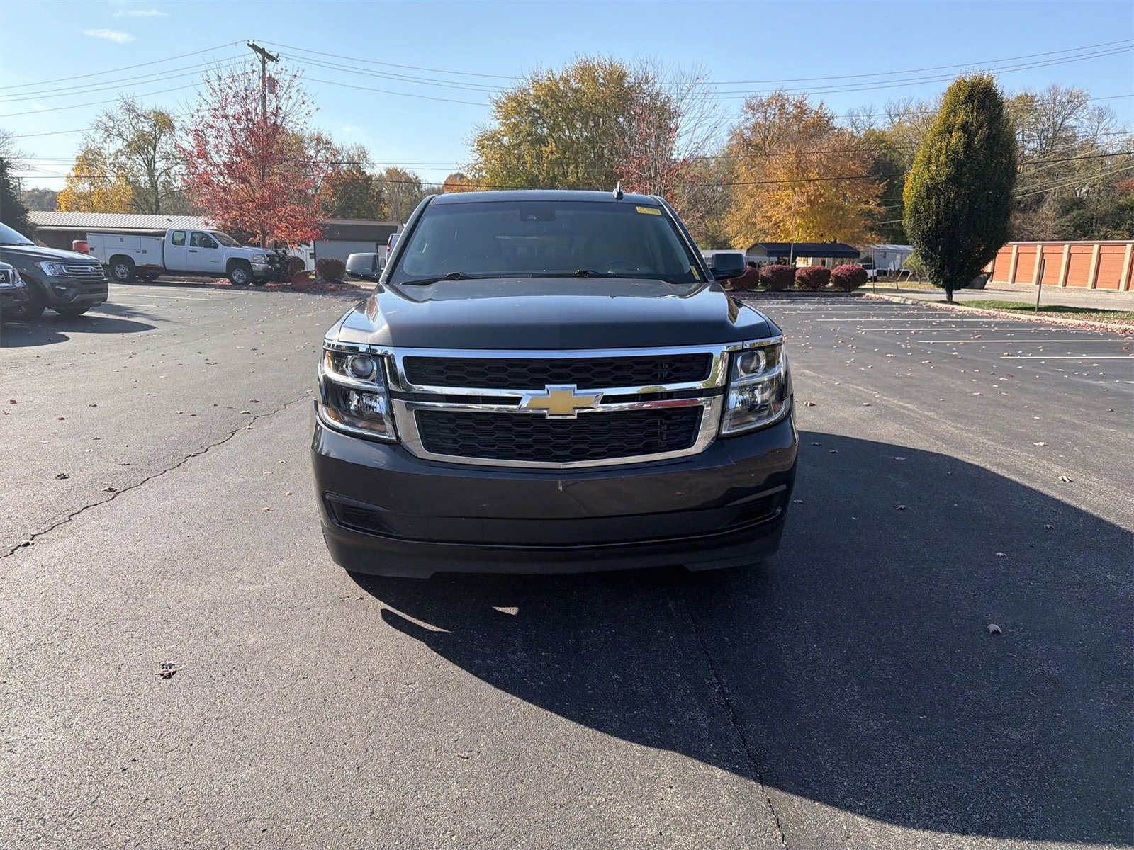 2016 Chevrolet Tahoe LT photo 3