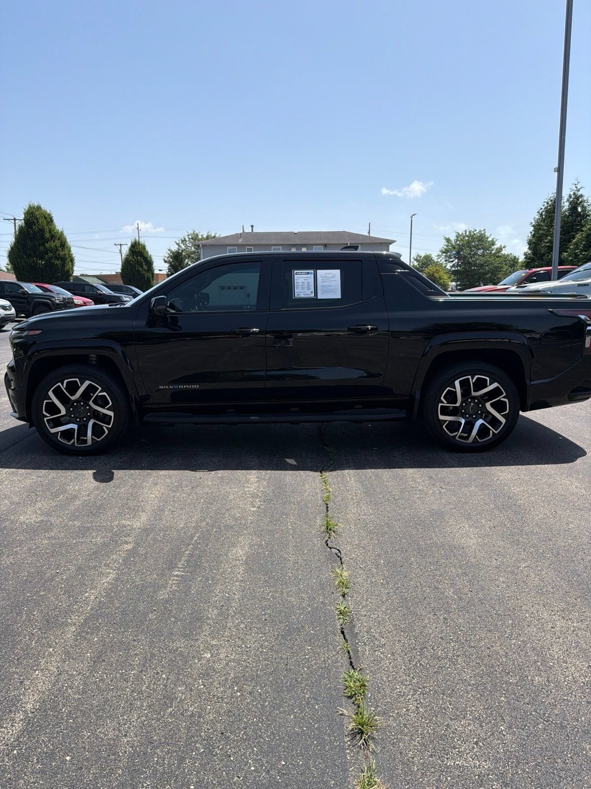 Used 2025 Chevrolet Silverado EV RST with VIN 1GC402EL2SU404929 for sale in Greendale, IN