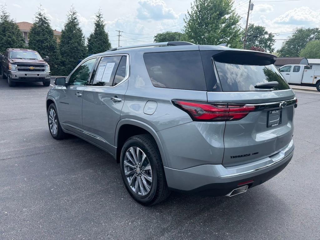Used 2023 Chevrolet Traverse Premier SUV