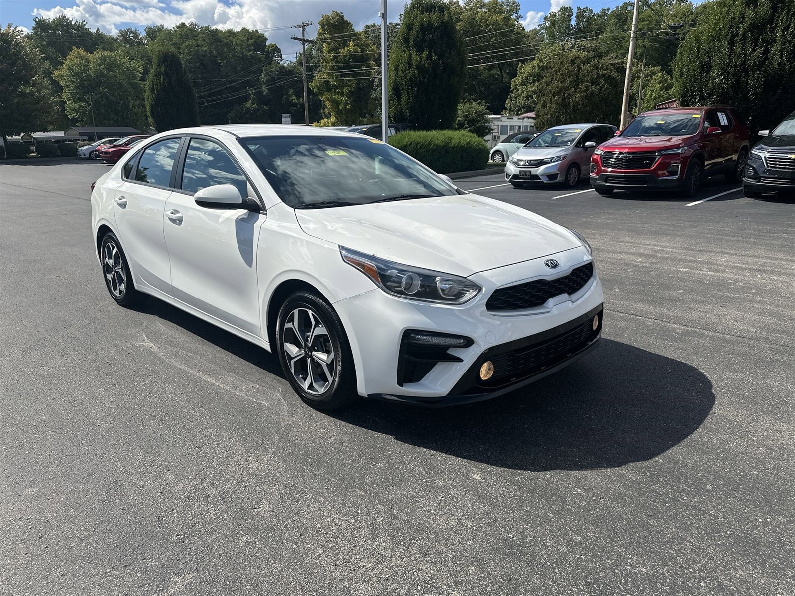 Used 2020 Kia FORTE LXS with VIN 3KPF24AD4LE248647 for sale in Greendale, IN