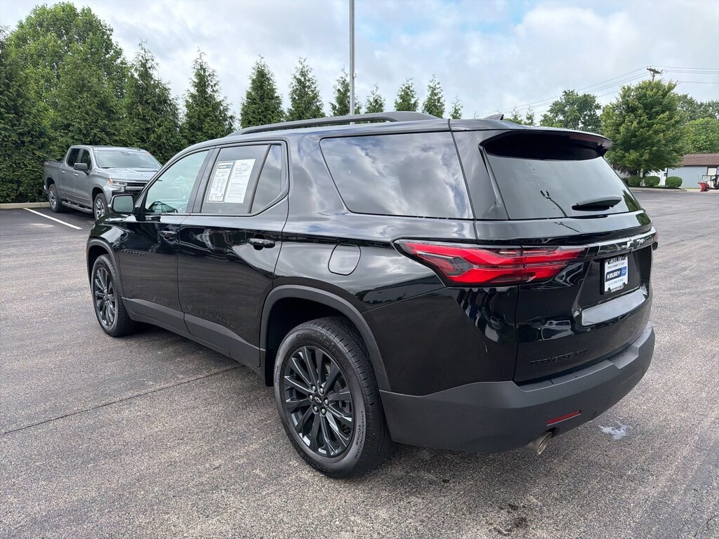 Used 2023 Chevrolet Traverse RS SUV