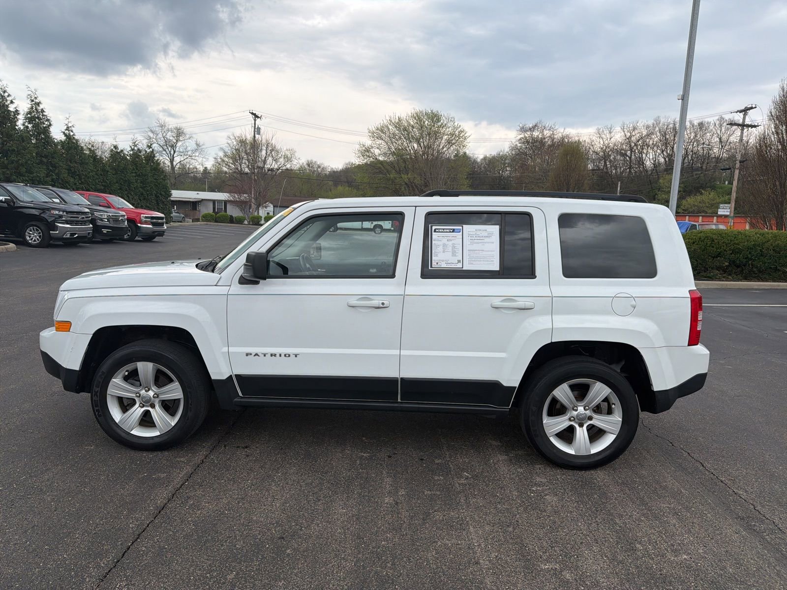 Used 2017 Jeep Patriot Latitude with VIN 1C4NJRFB3HD174987 for sale in Greendale, IN