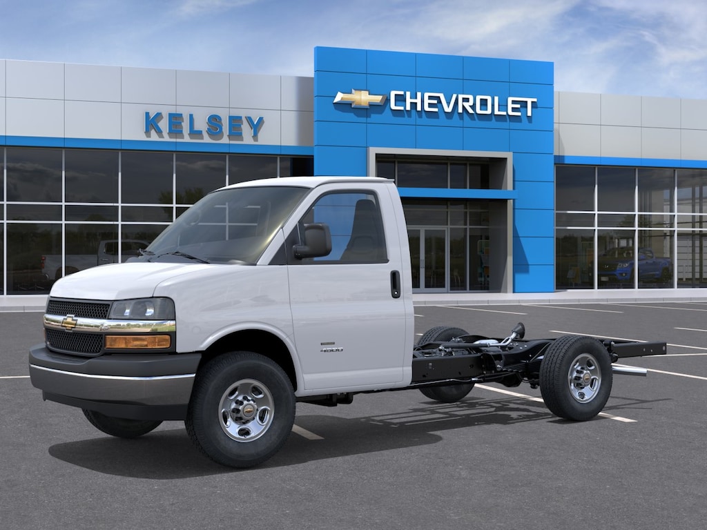New 2026 Chevrolet Express Cutaway 3500 1WT Cutaway Van