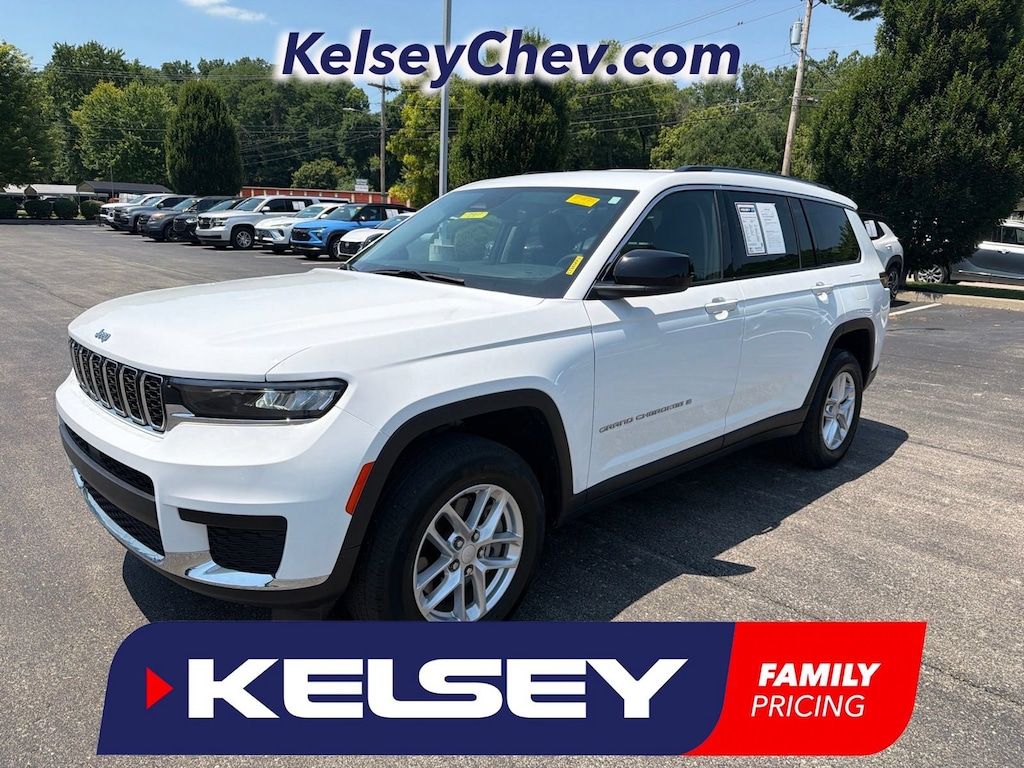 Used 2023 Jeep Grand Cherokee L Laredo 4x4 SUV
