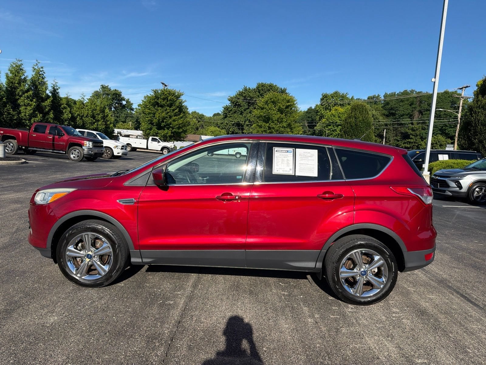 Used 2013 Ford Escape SE with VIN 1FMCU0GX8DUB29182 for sale in Greendale, IN