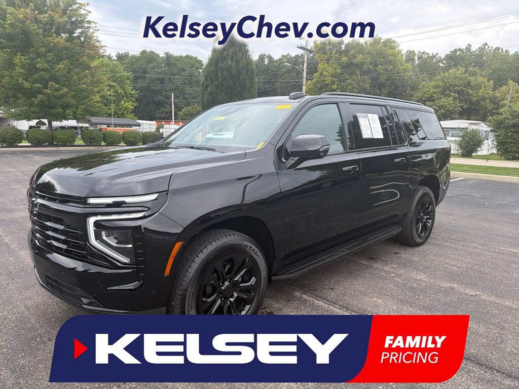 Used 2025 Chevrolet Suburban LT SUV