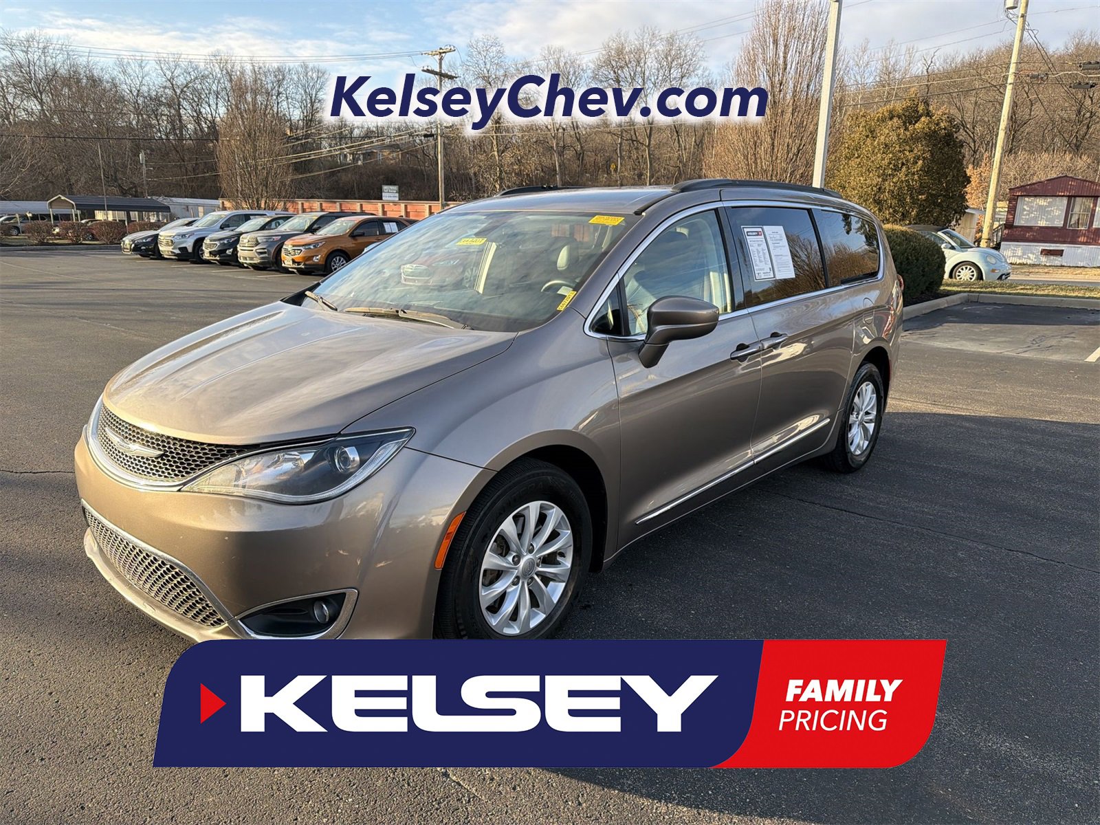 2017 Chrysler Pacifica Touring-L