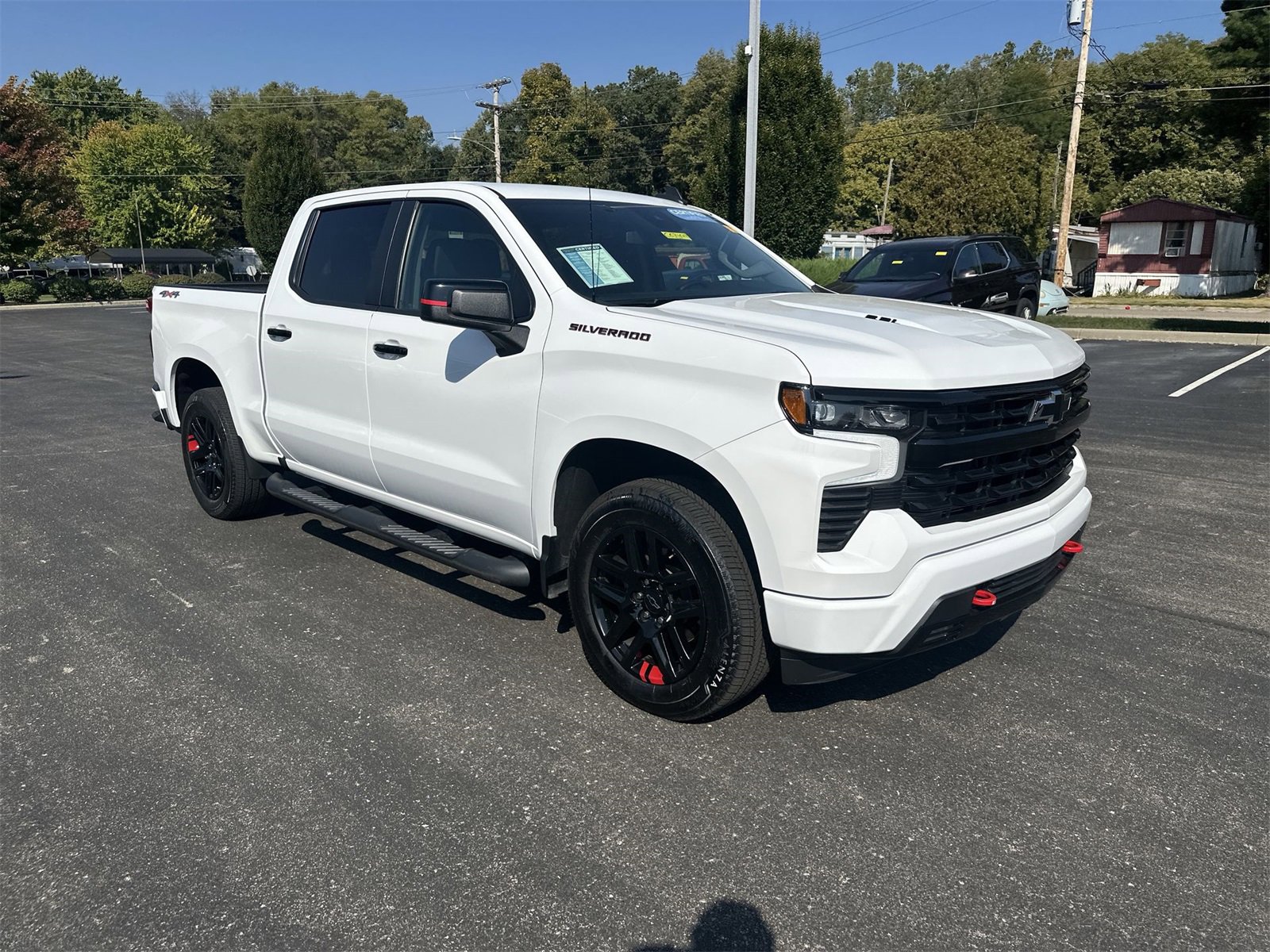 2023 Chevrolet Silverado RST photo 2
