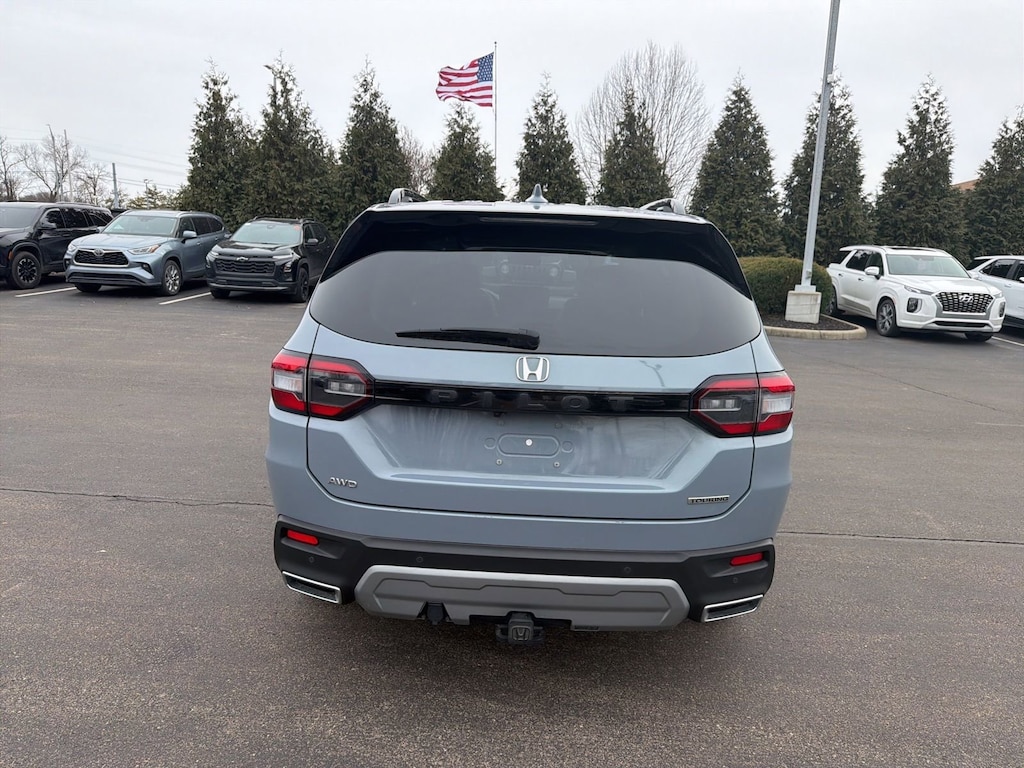 Used 2025 Honda Pilot Touring SUV
