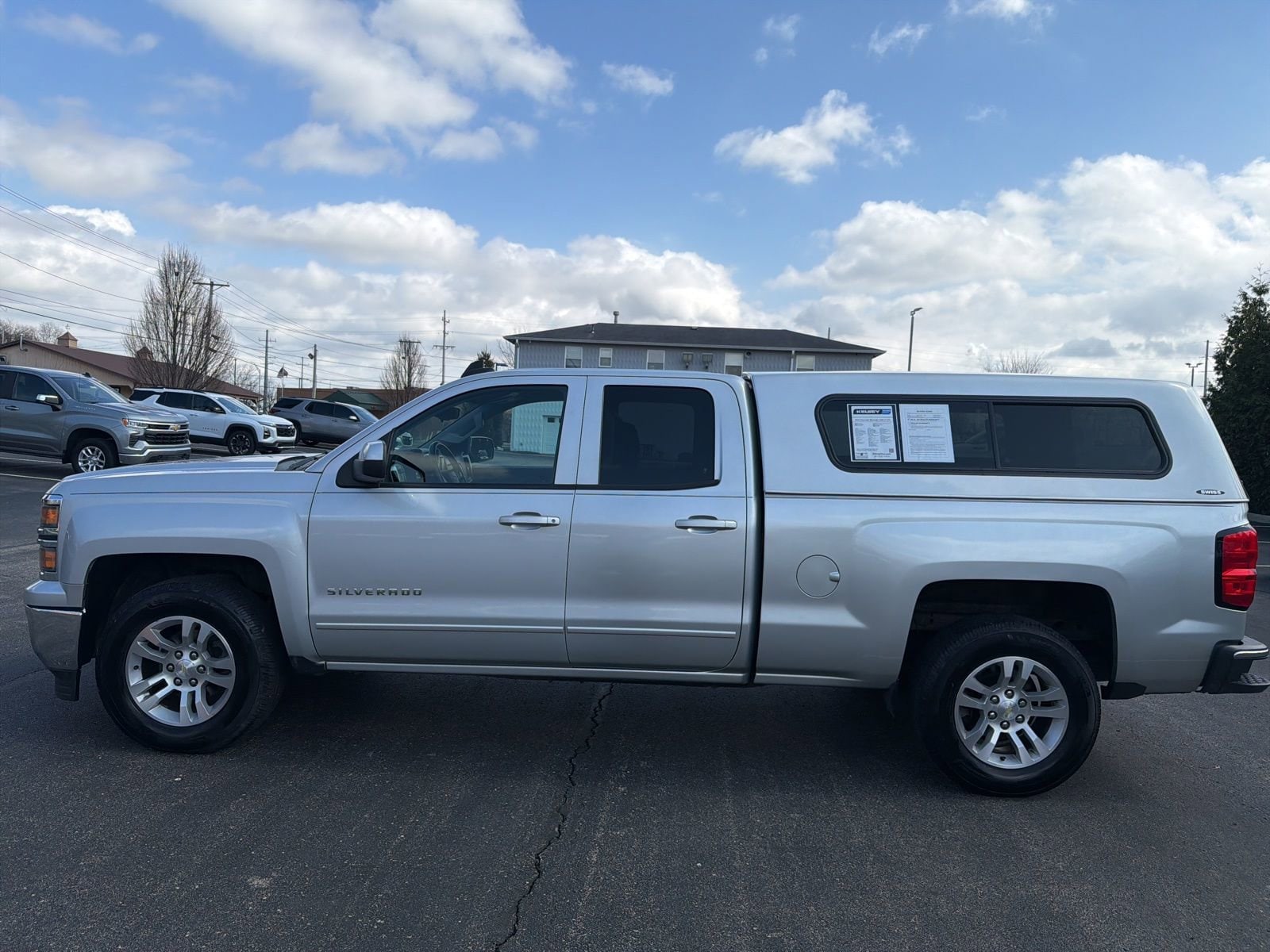 Used 2015 Chevrolet Silverado 1500 LT with VIN 1GCVKREC3FZ386215 for sale in Greendale, IN