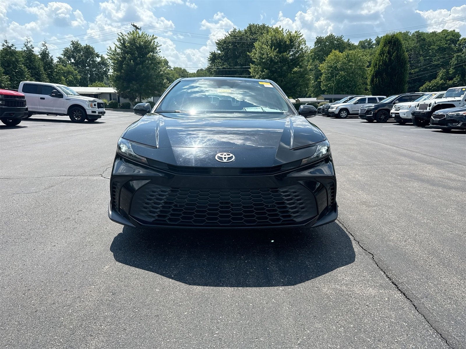 2025 Toyota Camry LE photo 3